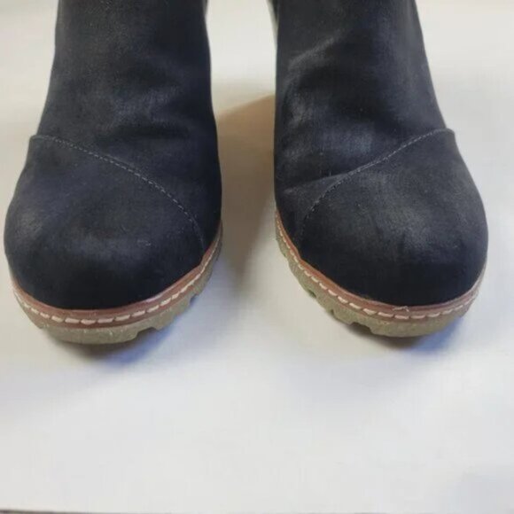 Toms Avery Black Suede Wedge Ankle Boots - Stylish Comfort Booties for Women - Picture 6 of 10